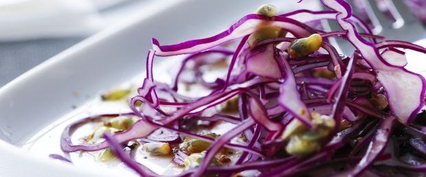 Økologisk funky rødkål med røg, passion og anis