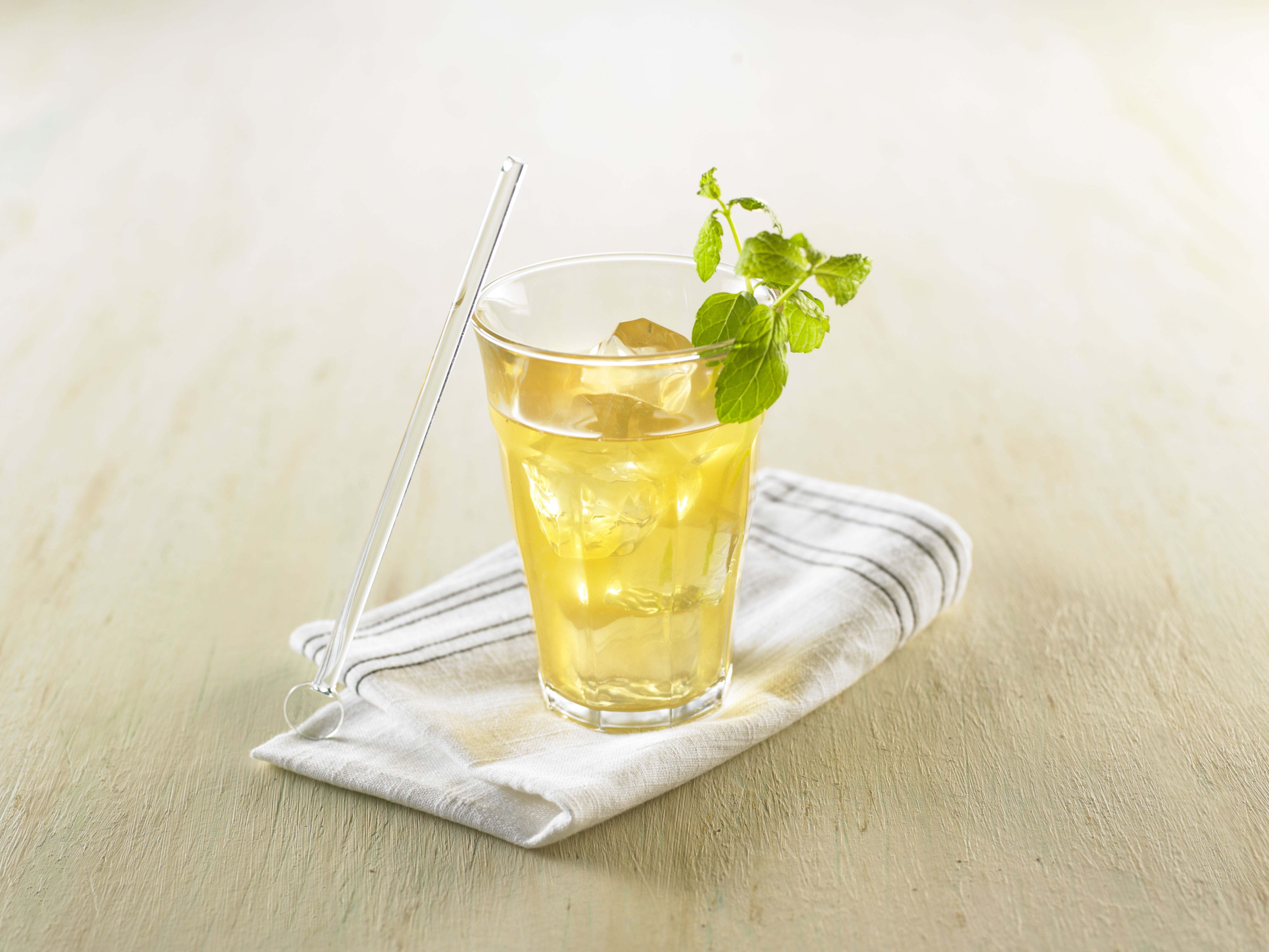 Iste med lime og mynte