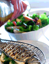Grillede foreller med dild/citron og sommersalat