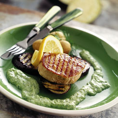 Grillstegte medaljoner og aubergineskiver med kartofler