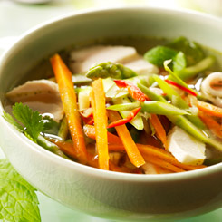 Asiatisk kyllingesuppe