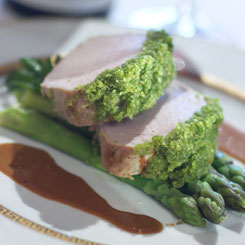 Filet Royal med basilikumpanade