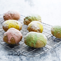 Fuldkorns-fastelavnsboller