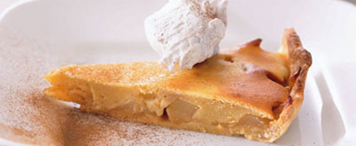 Pæretærte med marcipan og kanelis