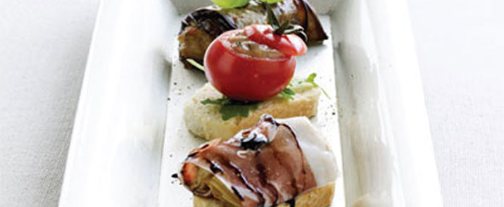 Artiskokker med parmaskinke og indkogt balsamico