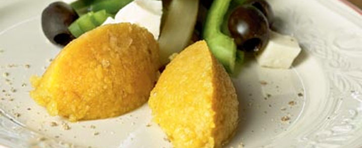 Hummus med hvidløg, citron og sesamfrø