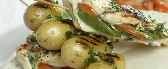 Kyllingebryst med tomat, squash og basilikum