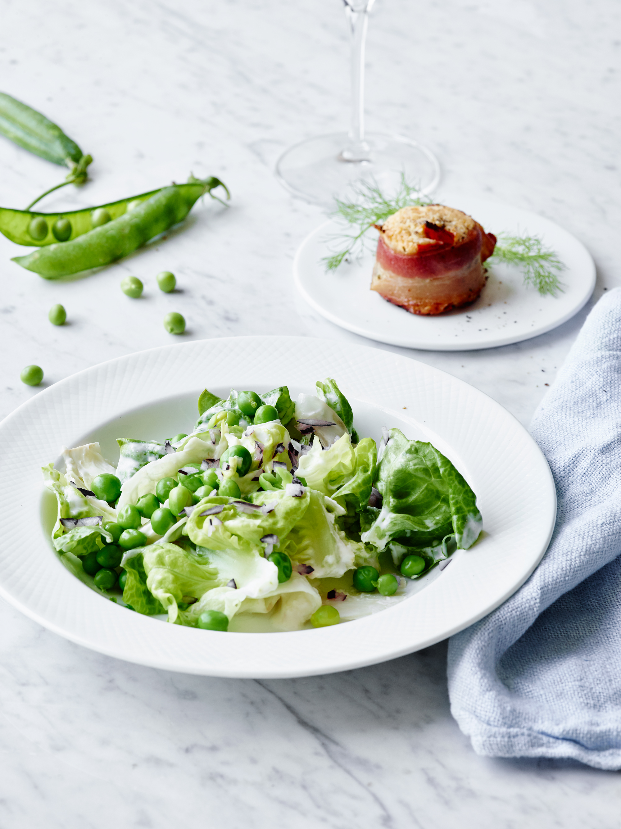 Fennikel og ærtesalat med baconscones