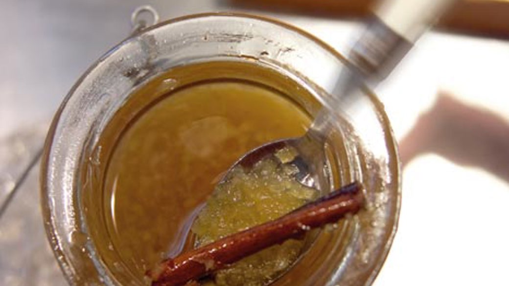 Syltet ingefær med kanel