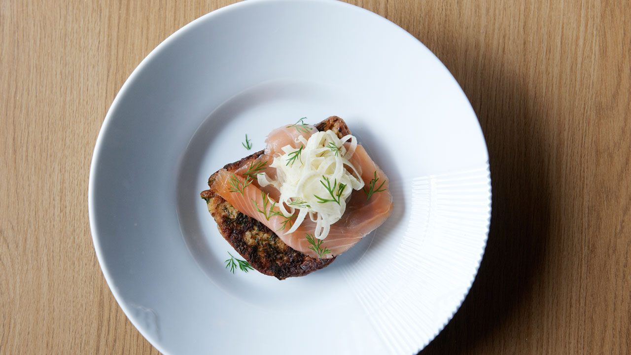 Arme riddere med laks og lynsyltet fennikel