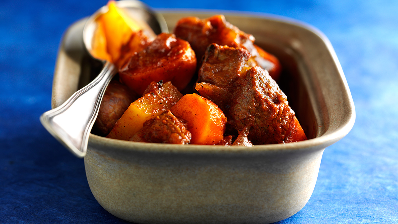 Ungarsk gullasch med lækre grøntsager