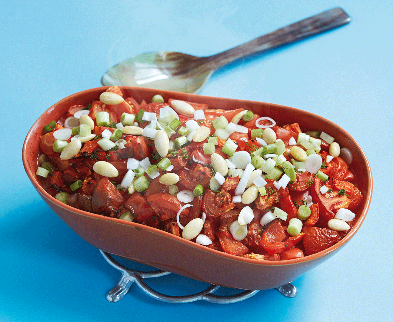 Laks med tomat og mandler