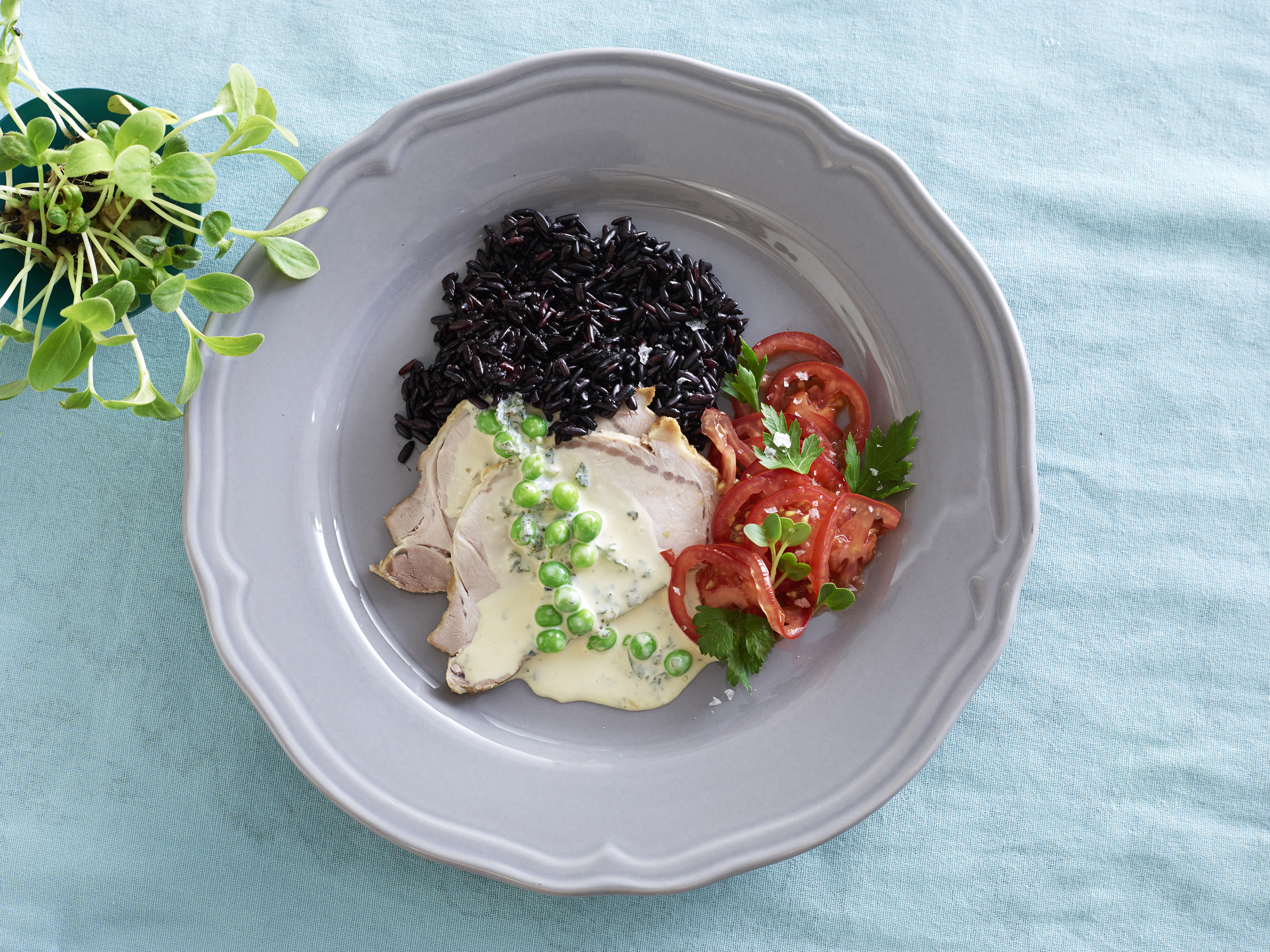 Grydestegt svinekam med estragonsauce