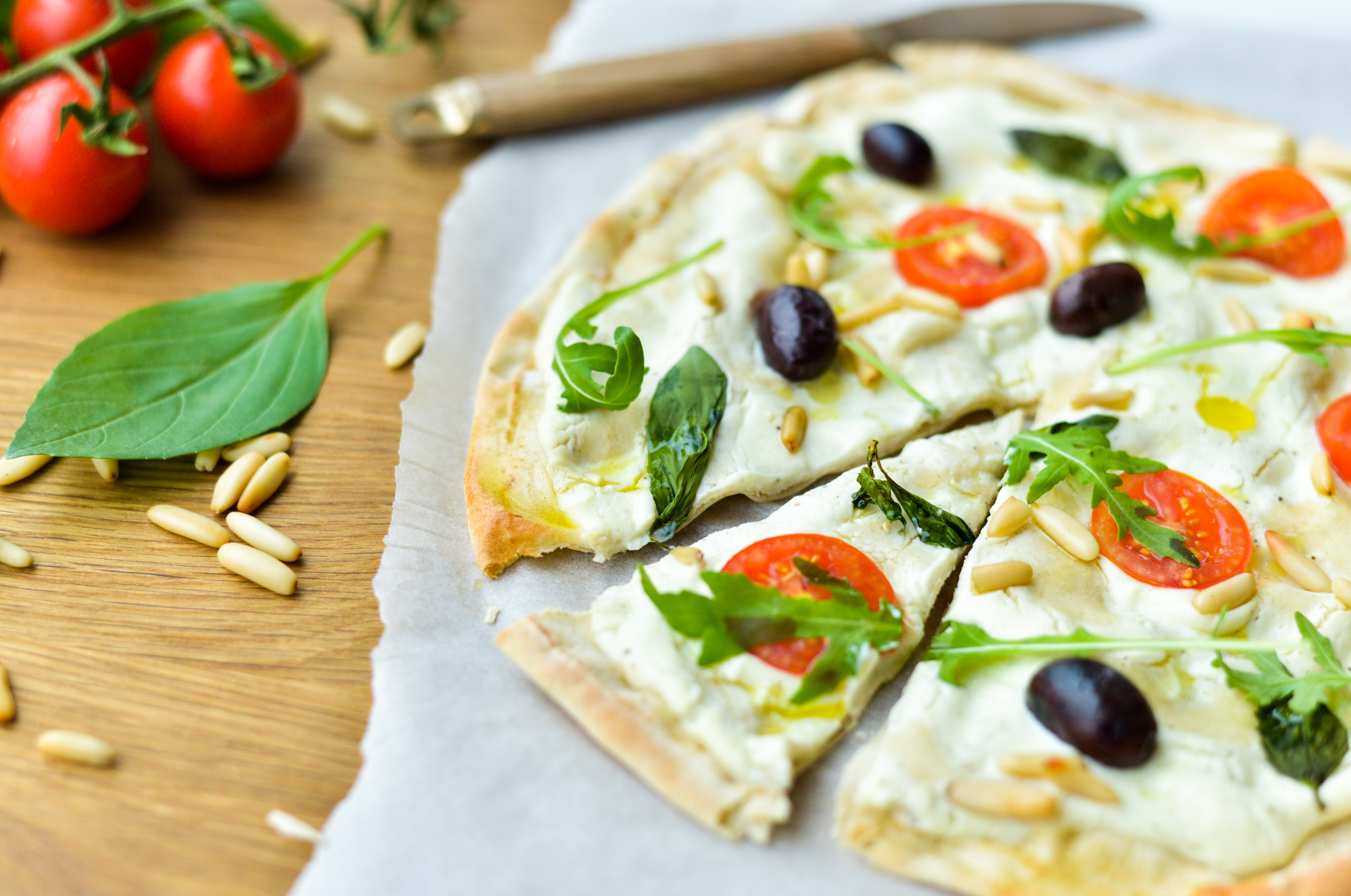 Hurtig pizza med blomkålscreme