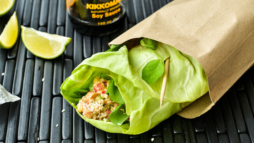 Kålwraps med spicy tunsalat