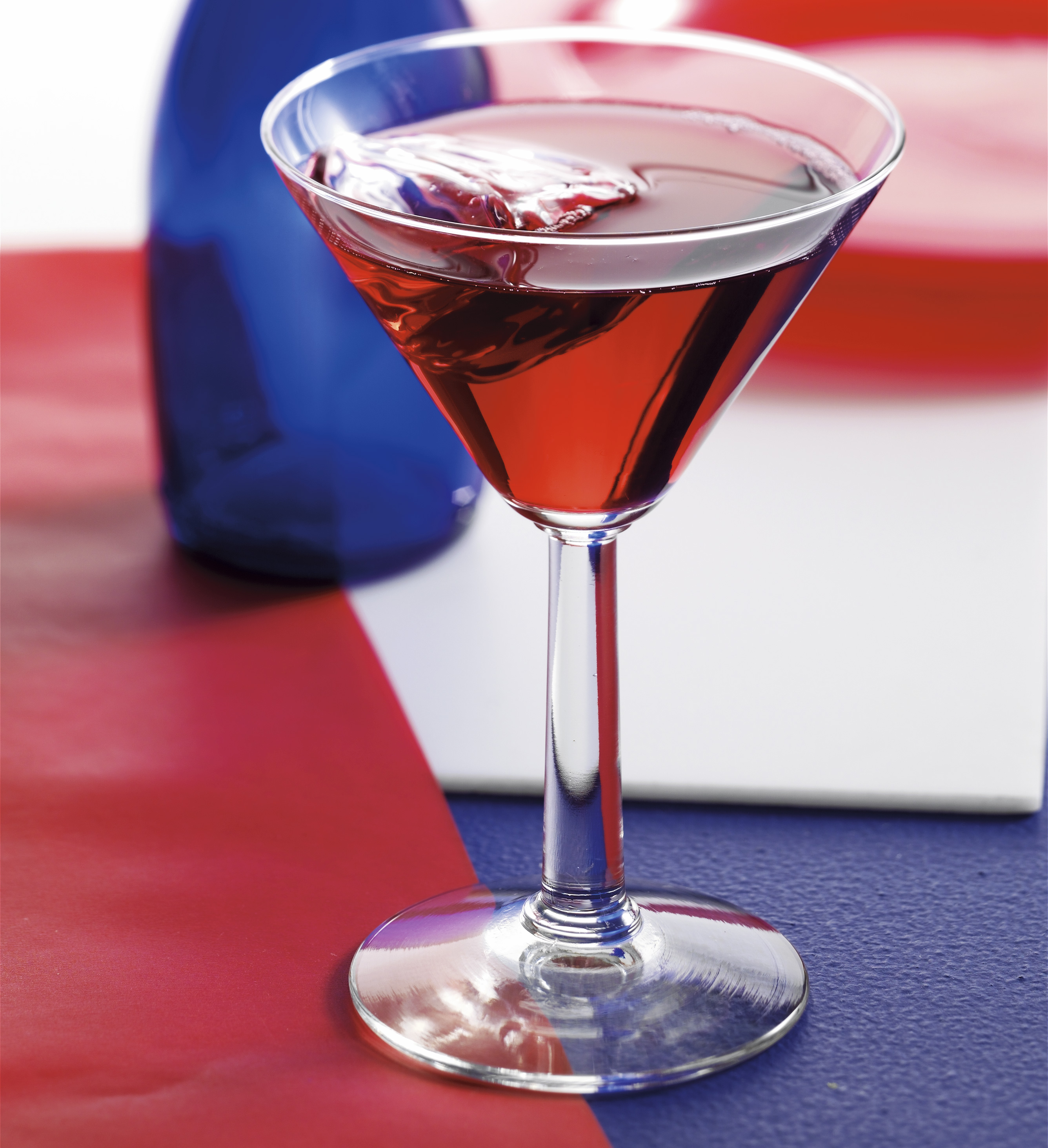 Cocktail med tranebærjuice