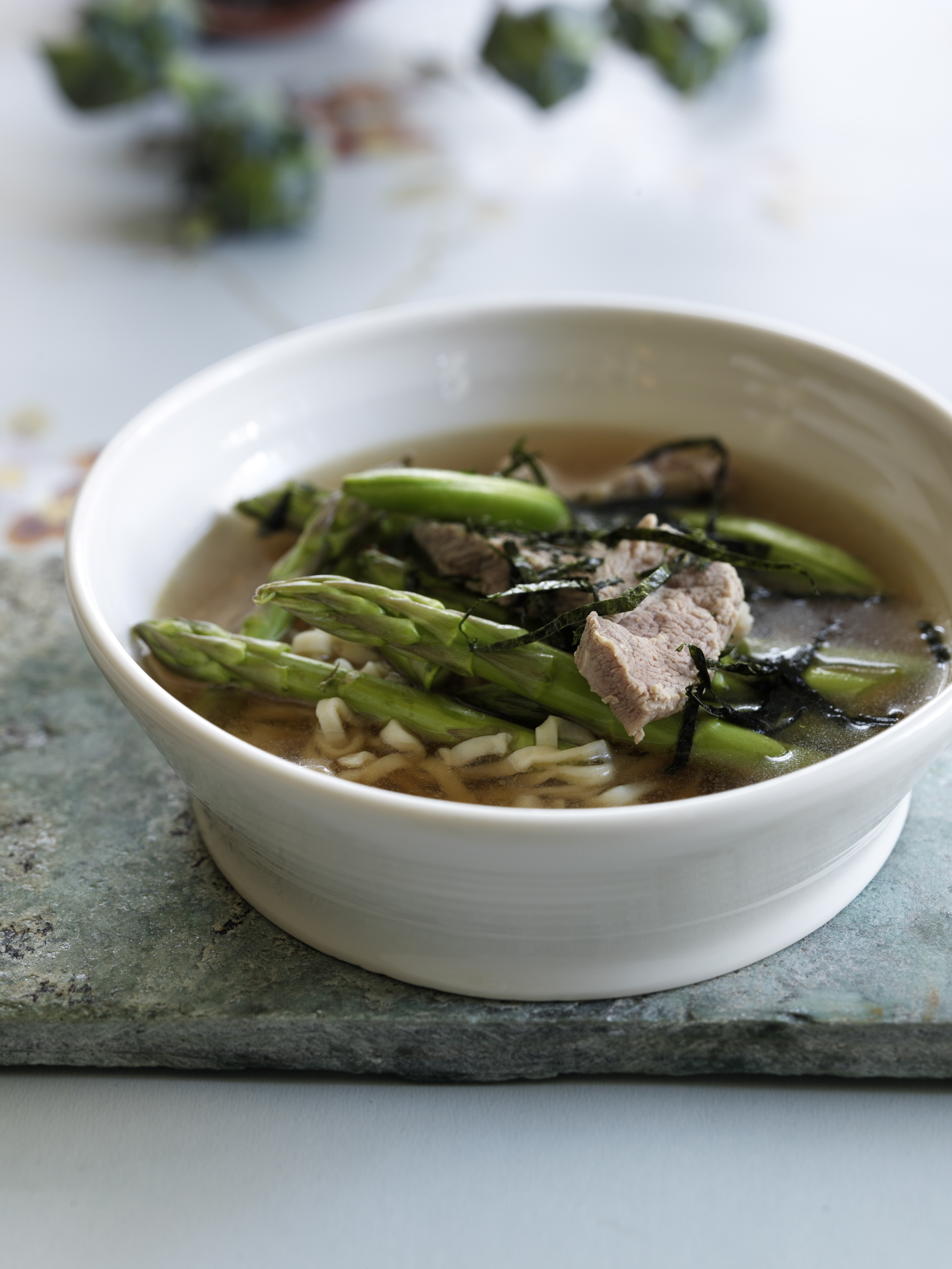 Suppe med andebryst og asparges