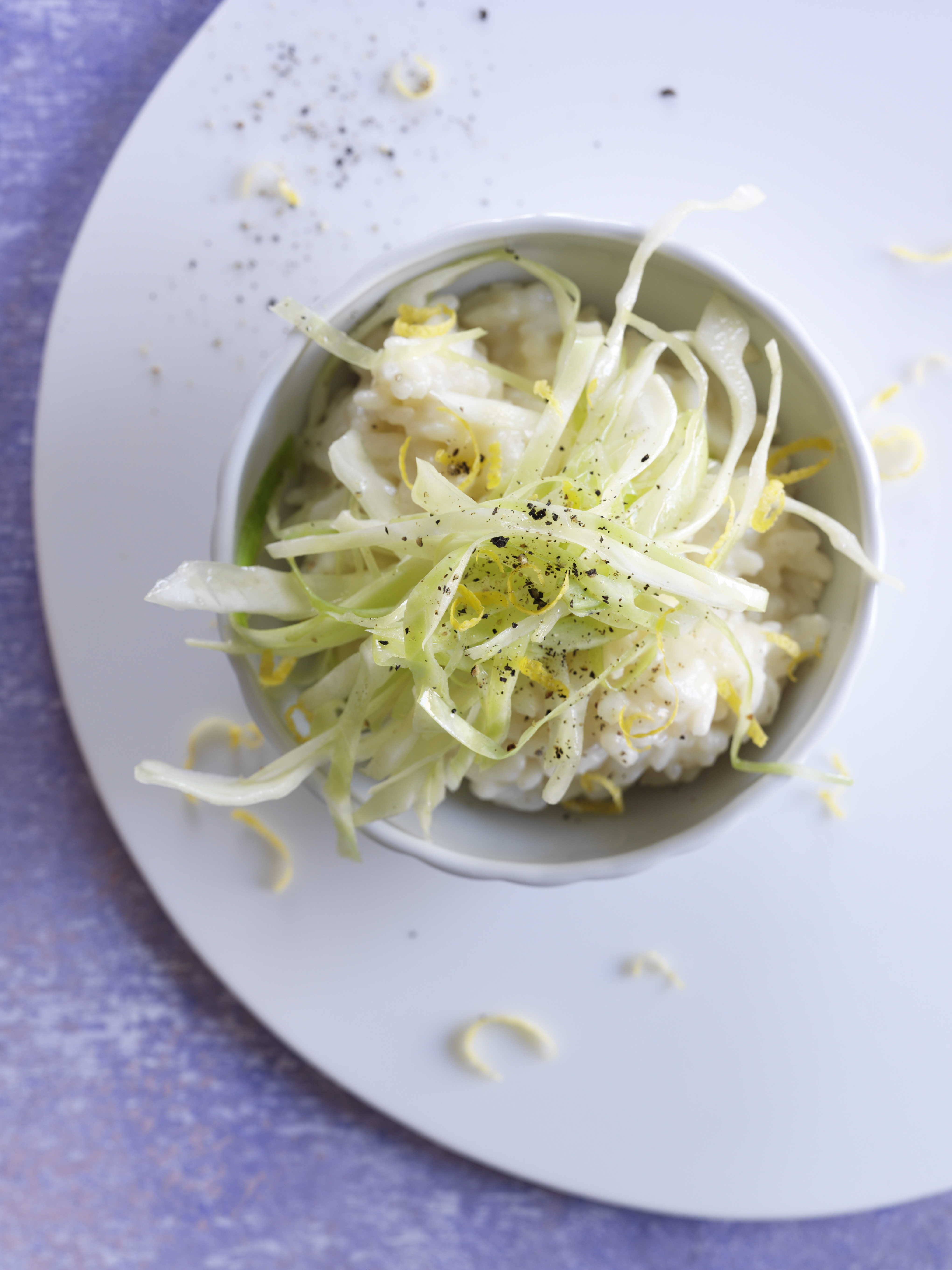 Risotto med lynstegt kål og citron