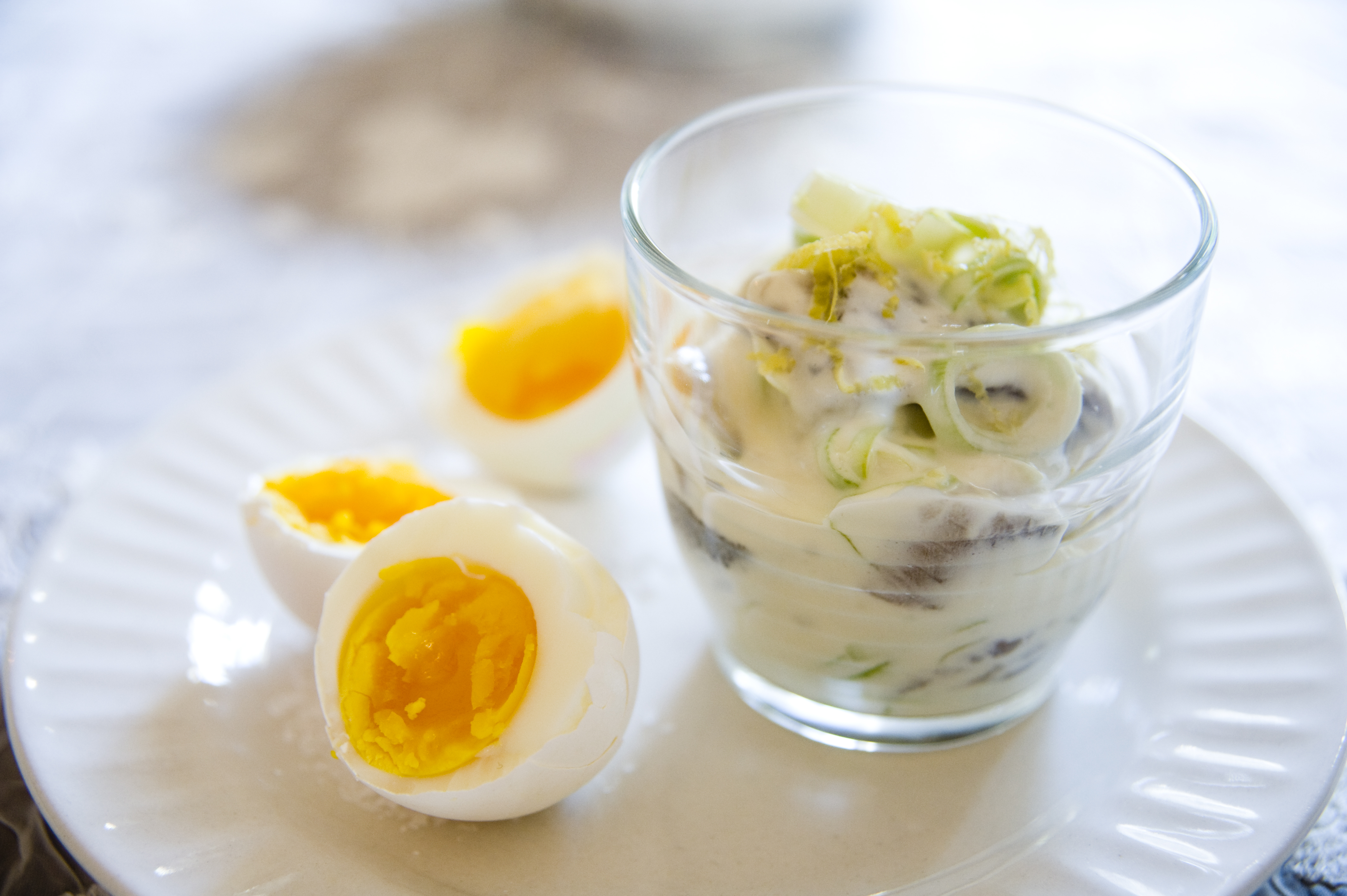 Hjemmelavet citronsild med æg