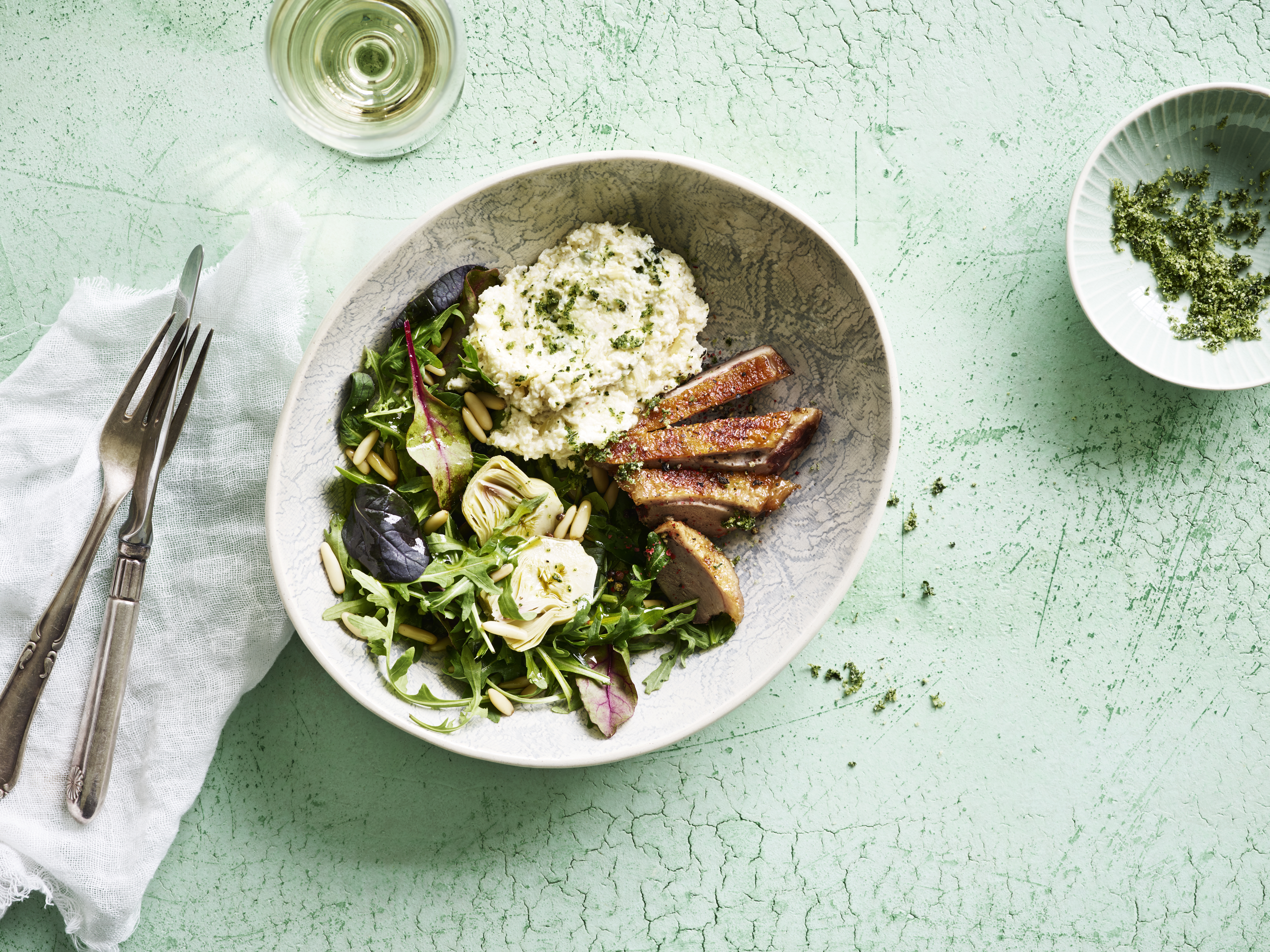 Andebryst med blomkålsrisotto og myntesalt