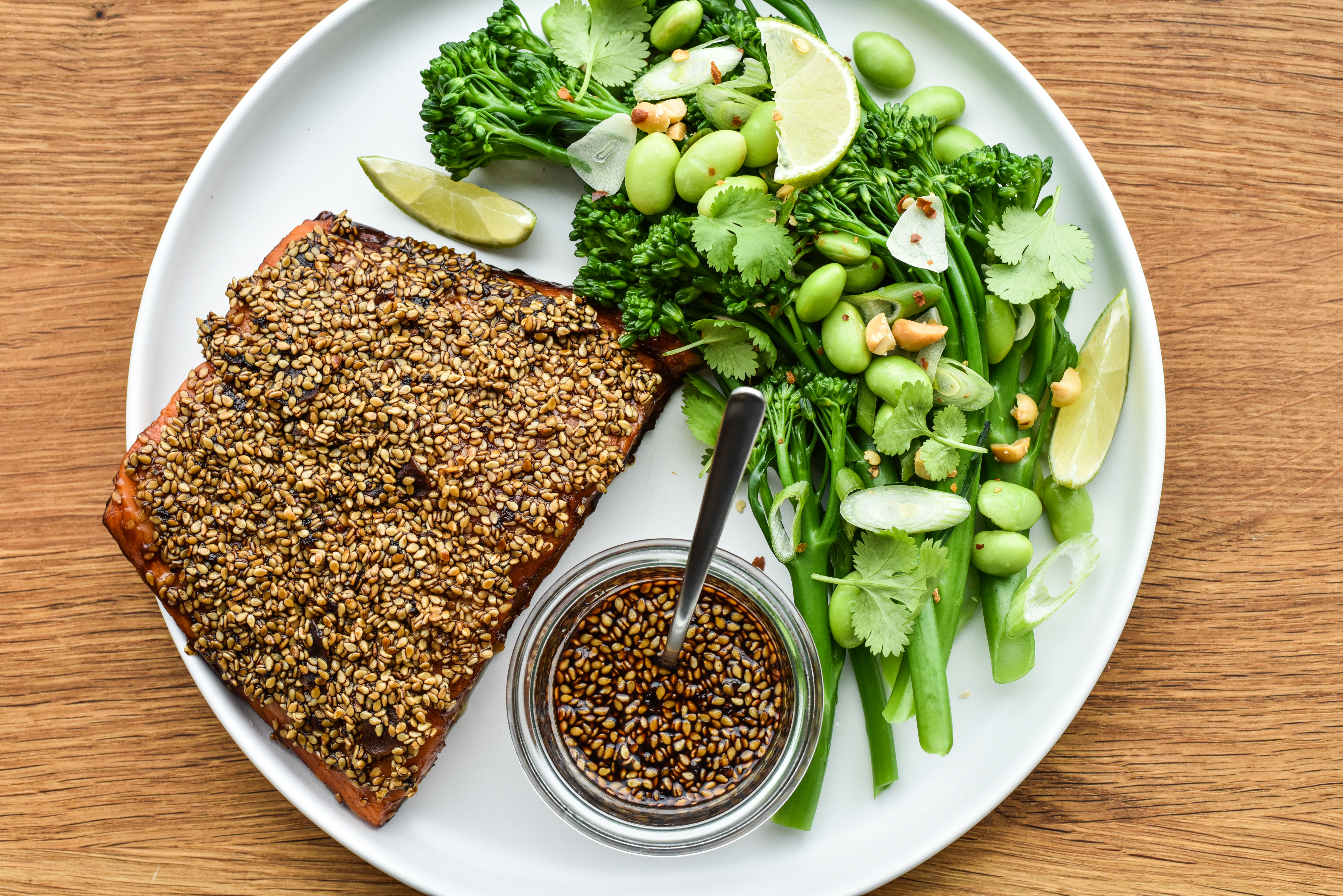 Saftig bagt laks med sesam og soya