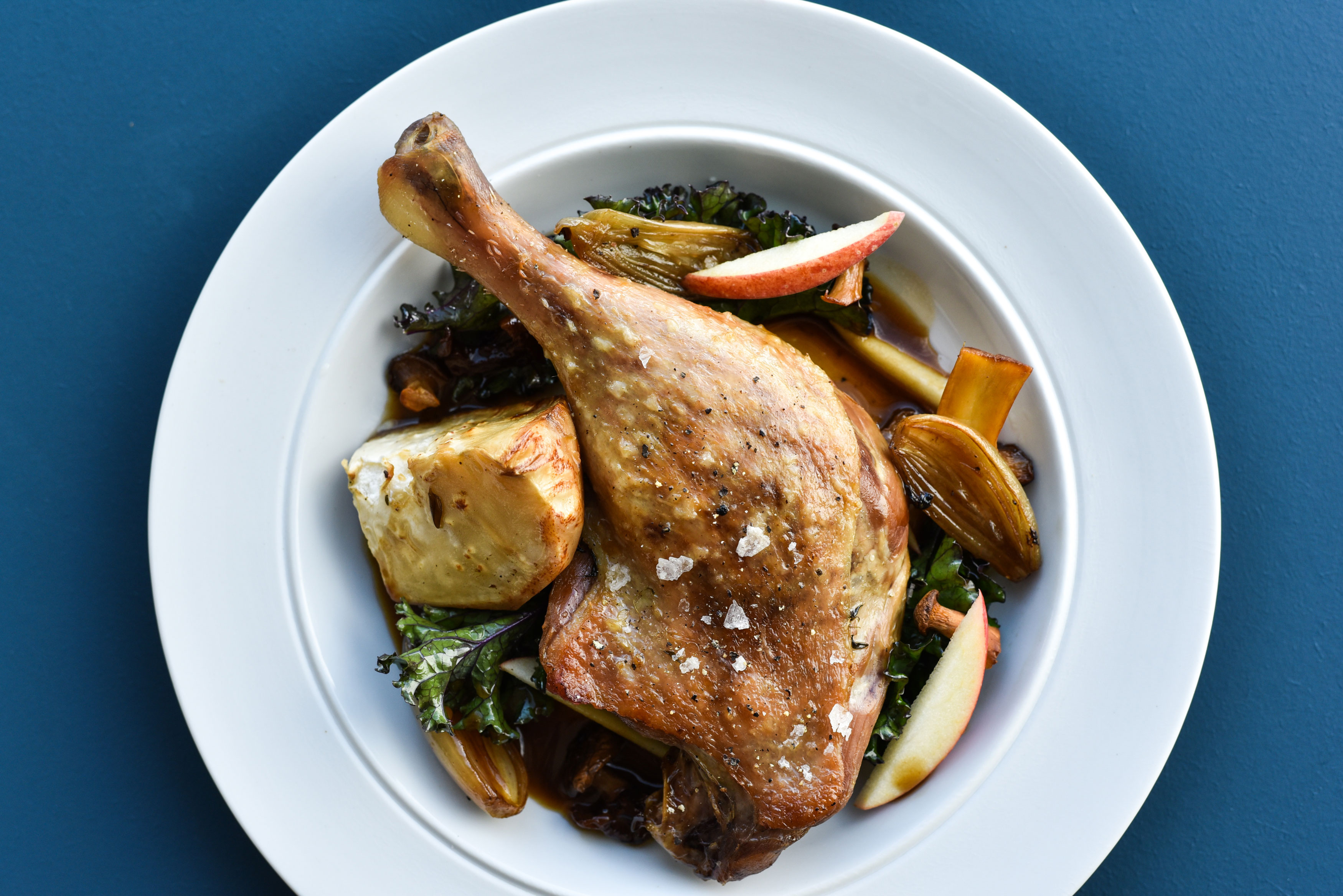 Andelår med selleri, svampe og øl