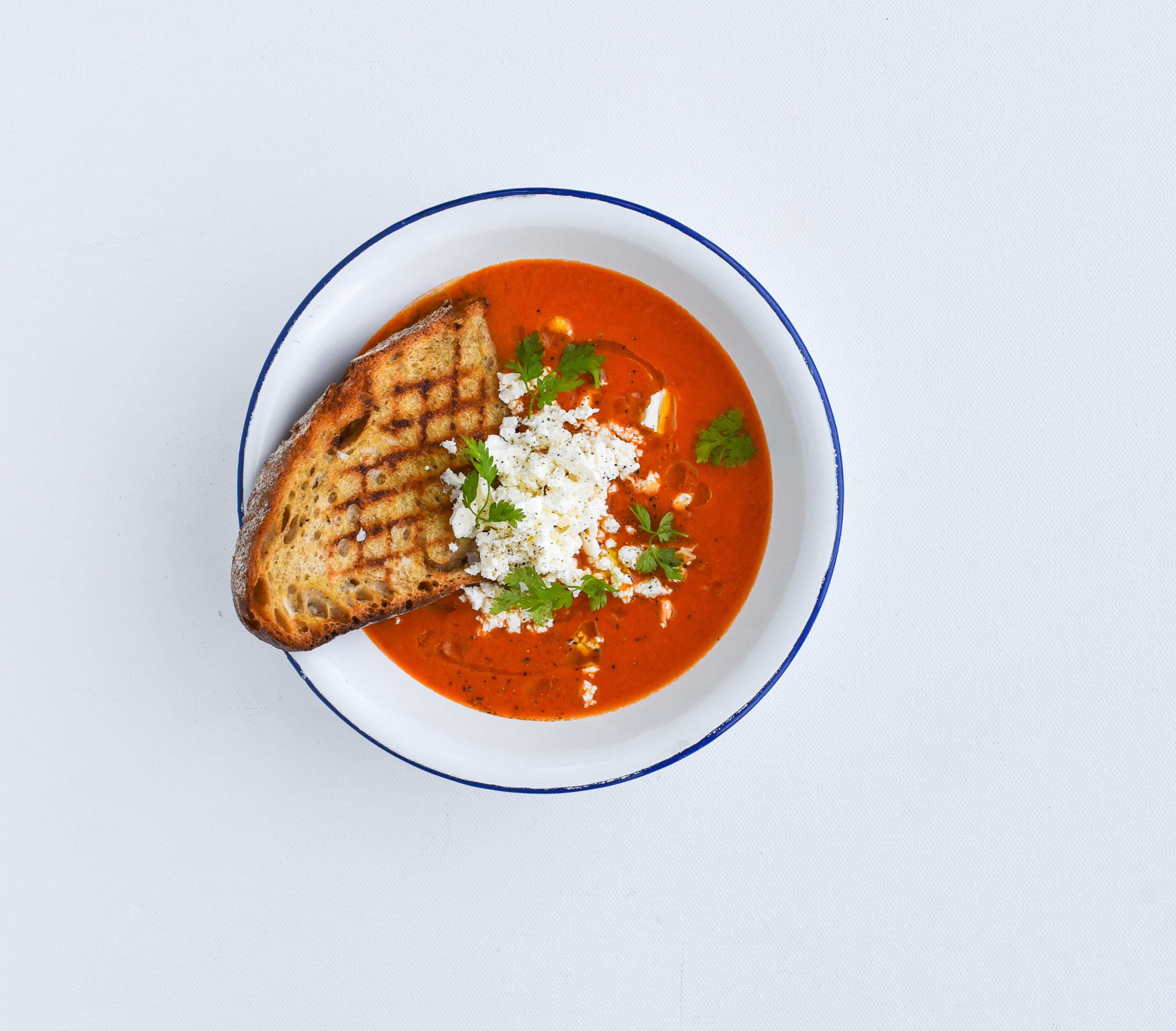 Tomat- og peberfrugtsuppe