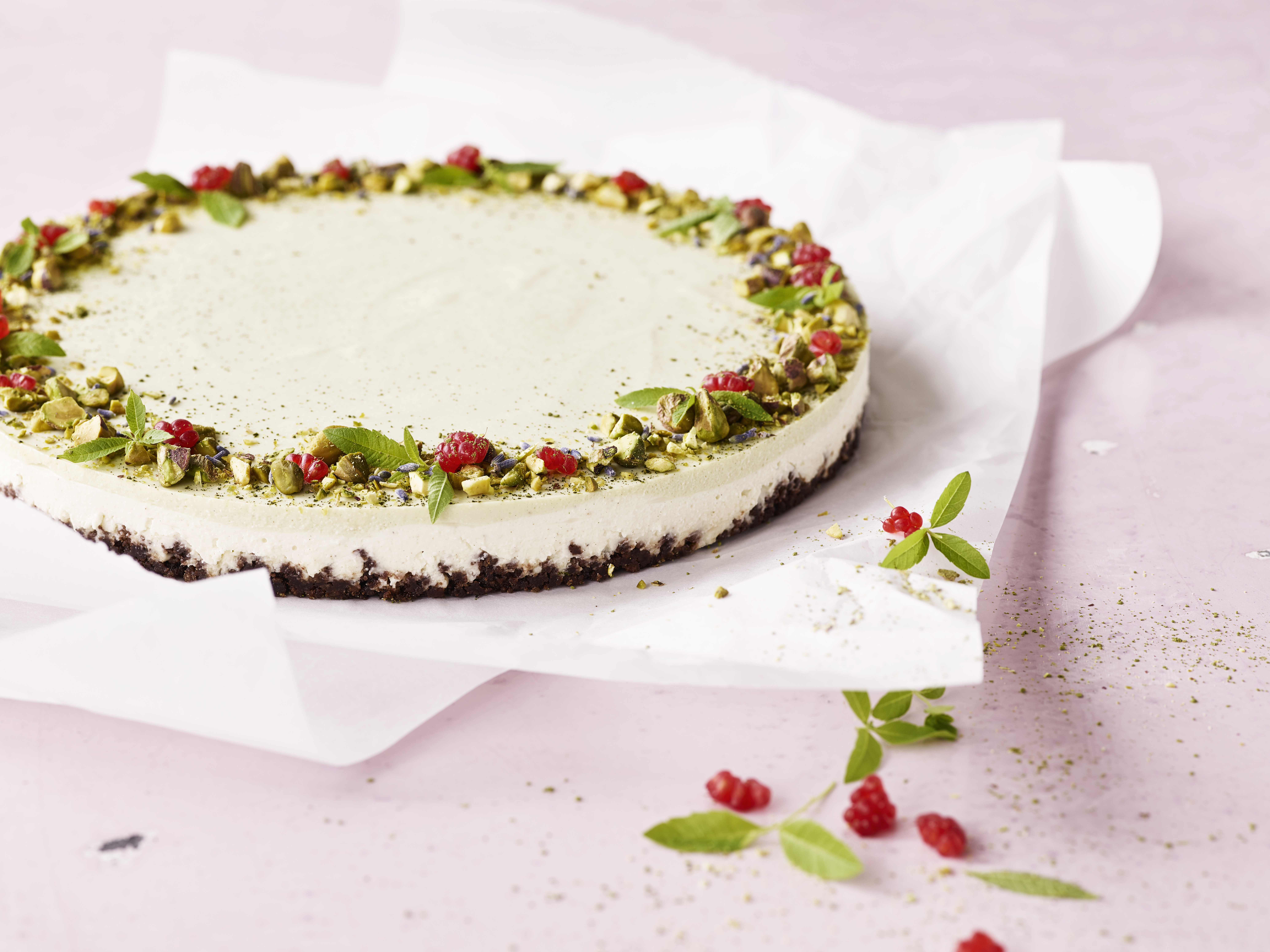 Cheesecake med matcha og pistacienødder