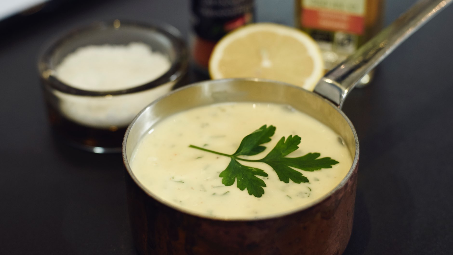 Persillebearnaise sauce