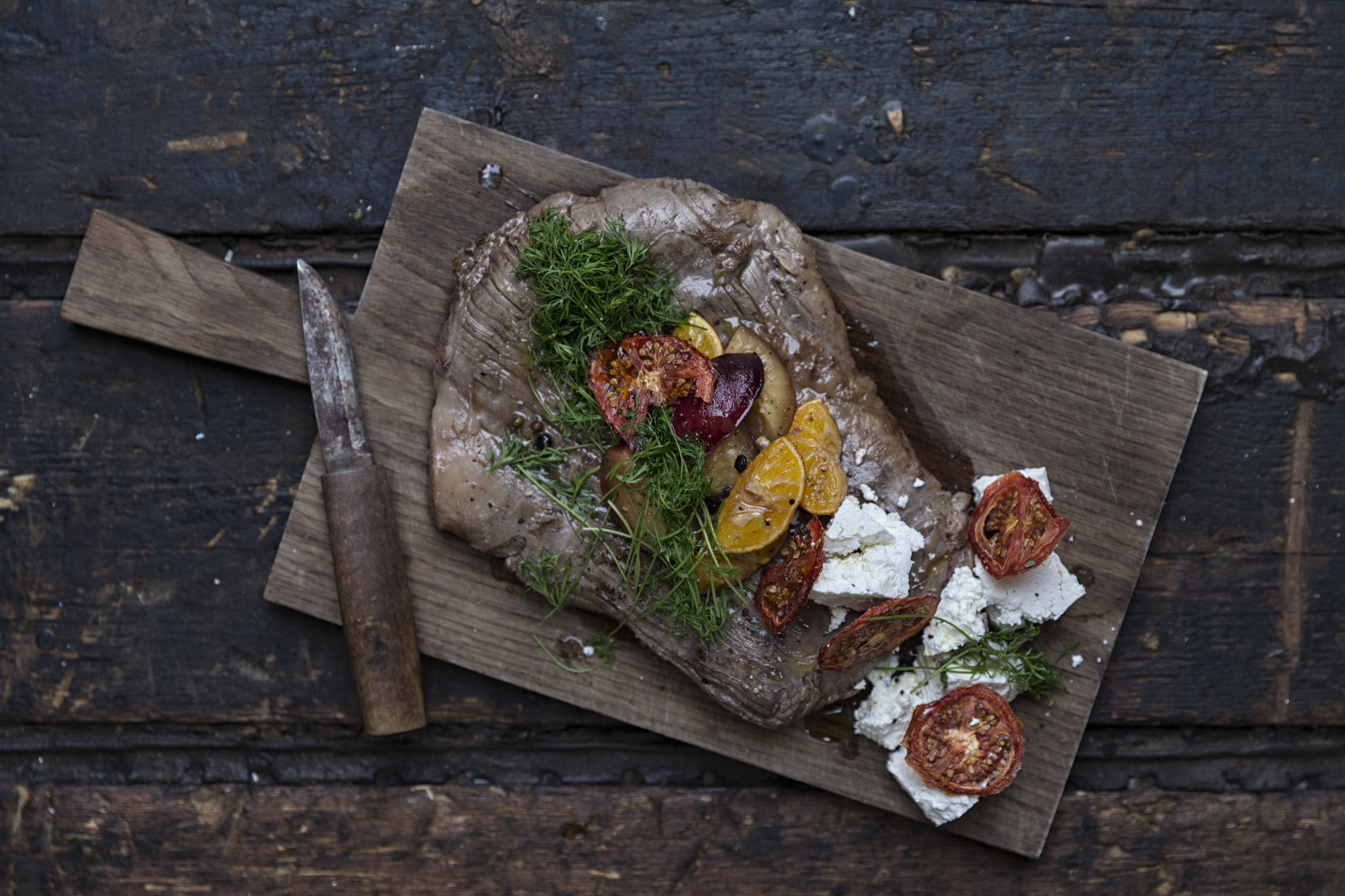 Flanksteak stegt i øl med mandarin og blomme