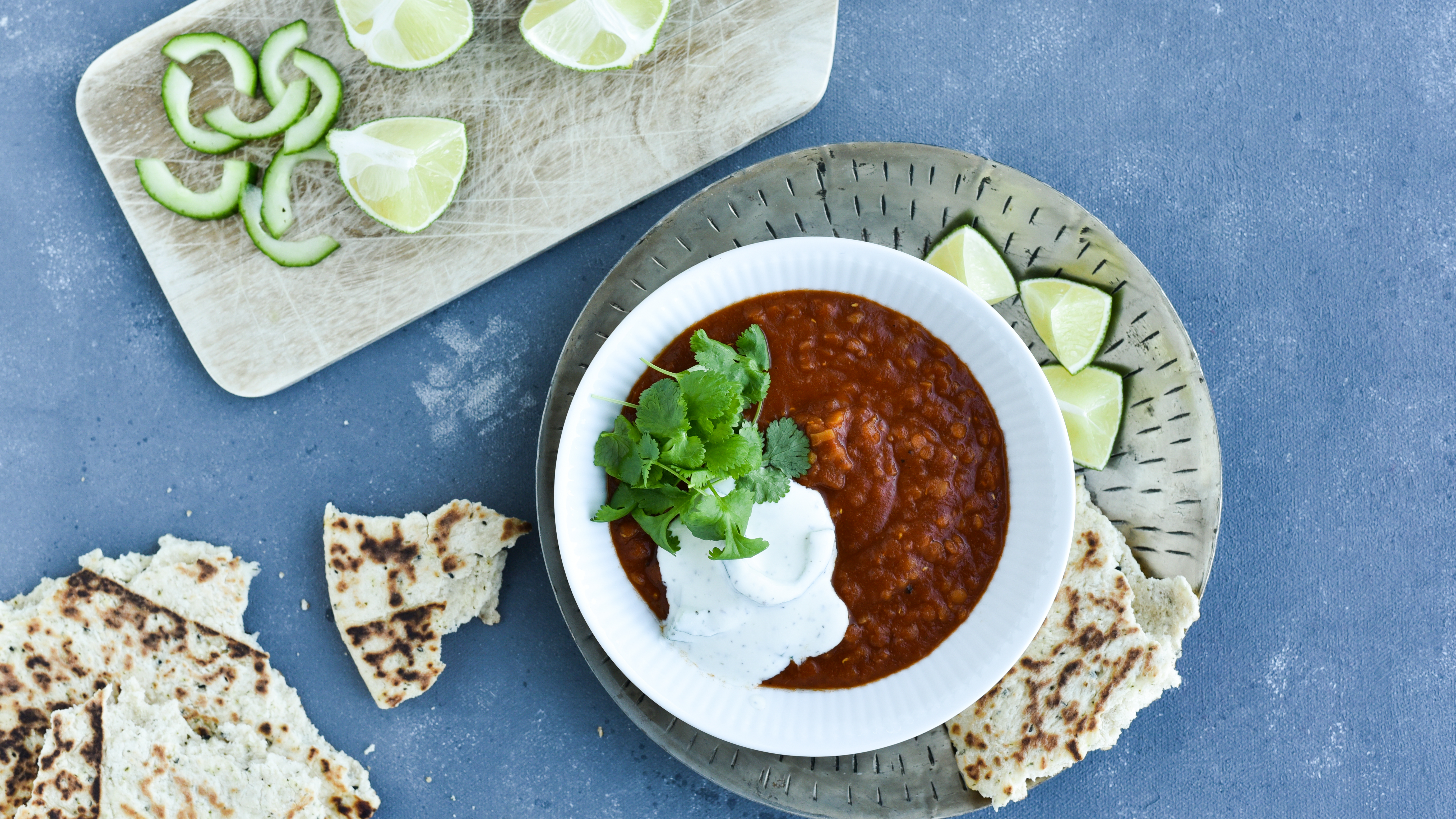 Indisk dahl med tomat