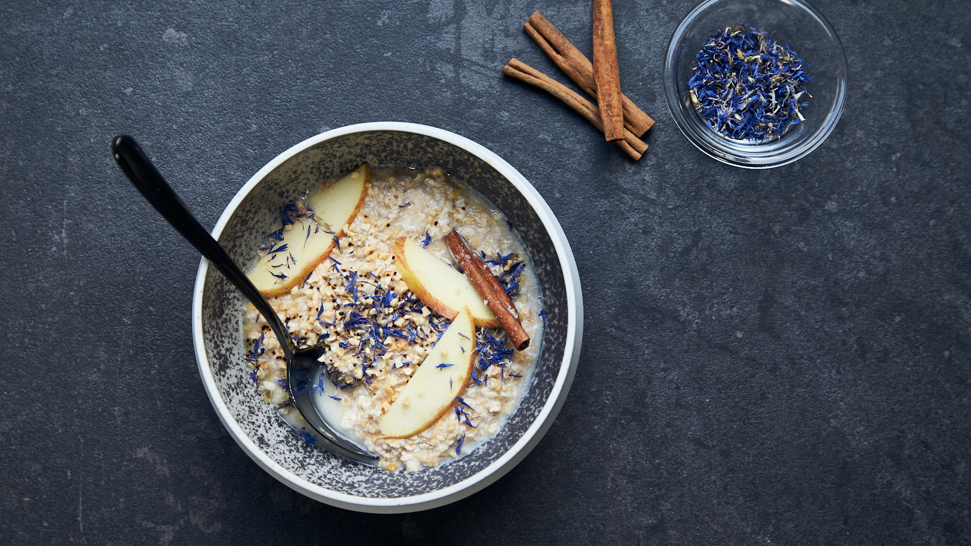 Morgengrød med æblemost