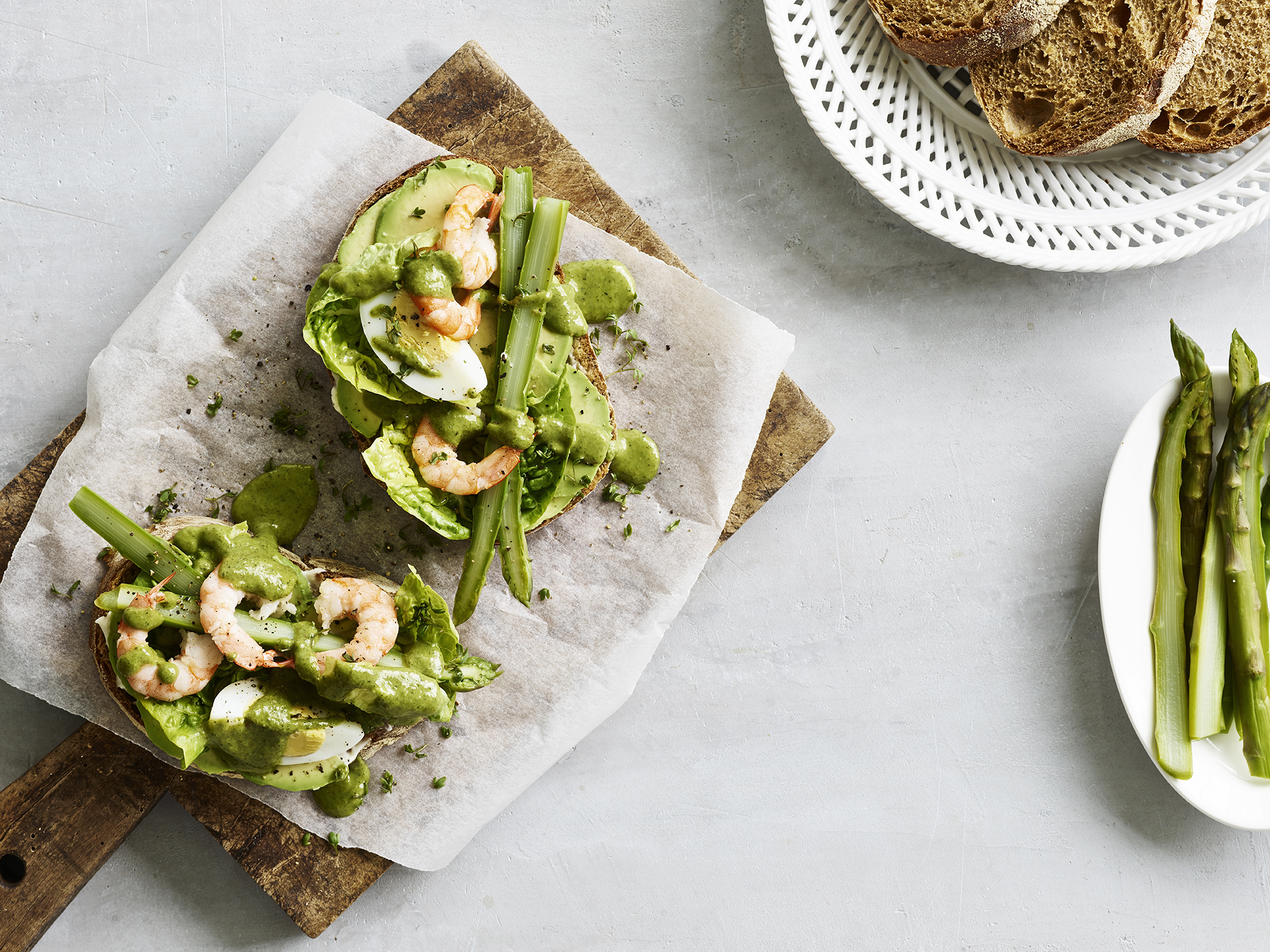 Rejemad med asparges og en usædvanlig god urtedressing