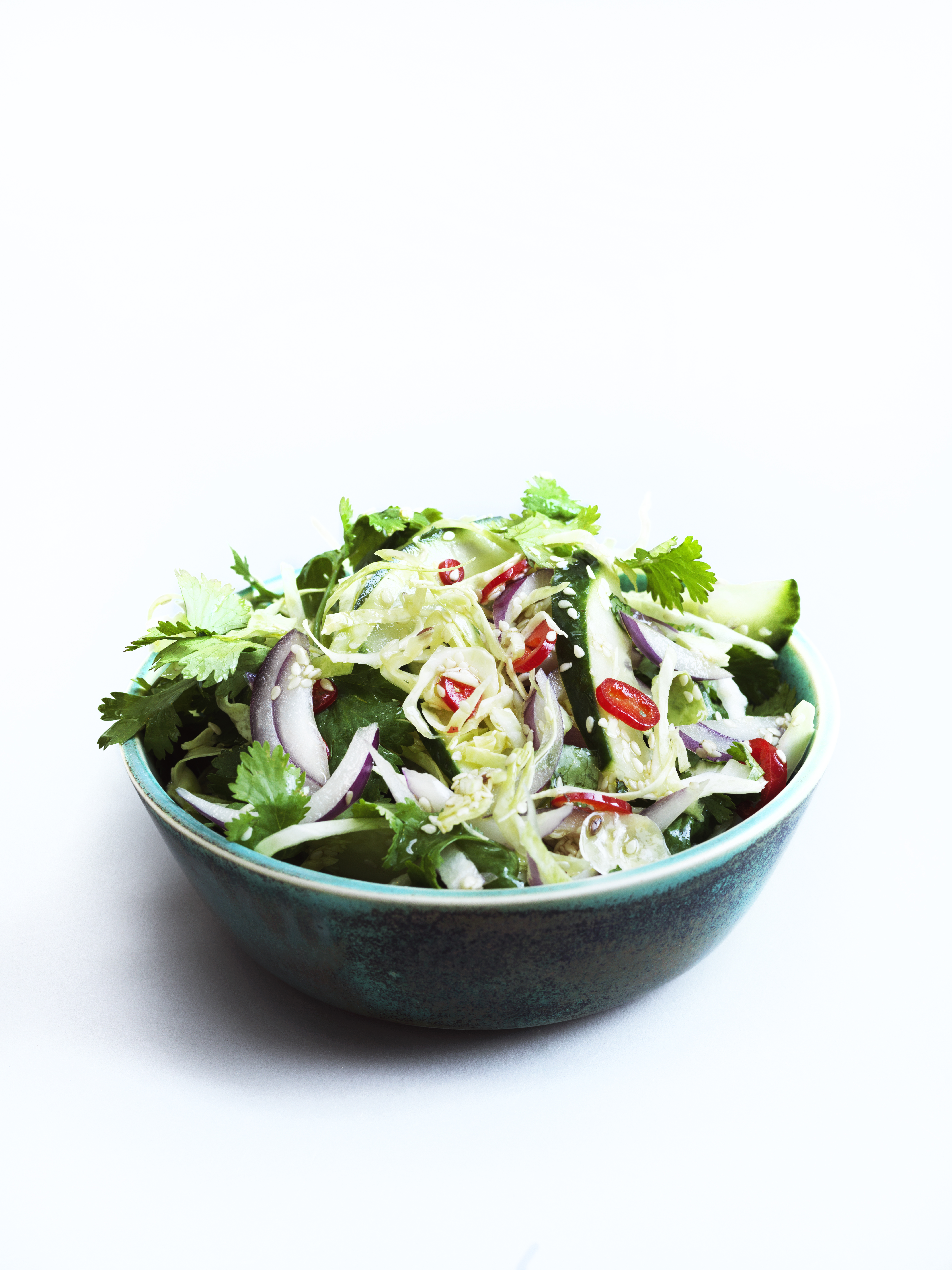 Thaikrydret spidskålsalat