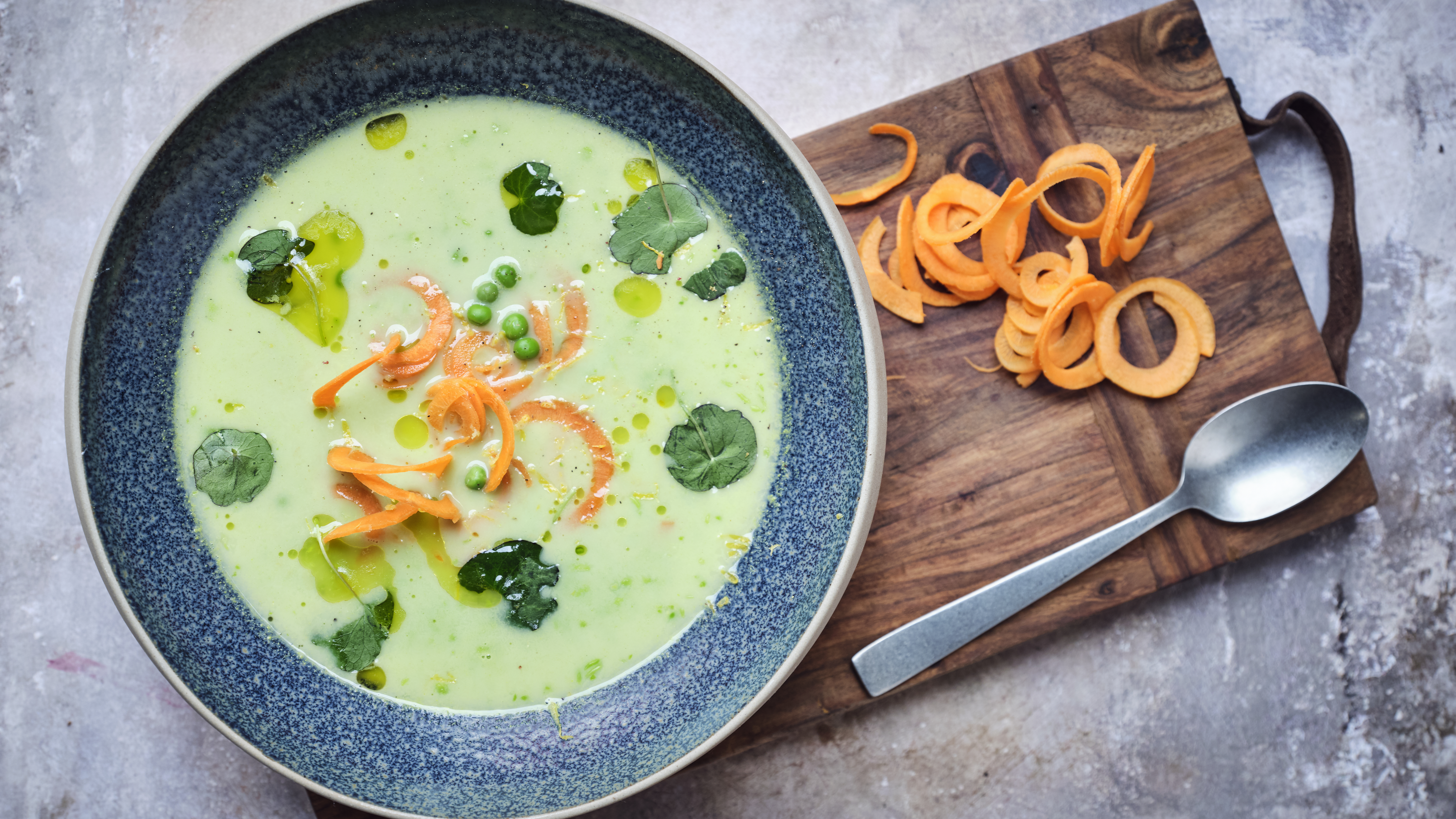 Cremet ærtesuppe
