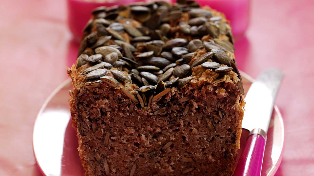 Blødt græskarkernebrød