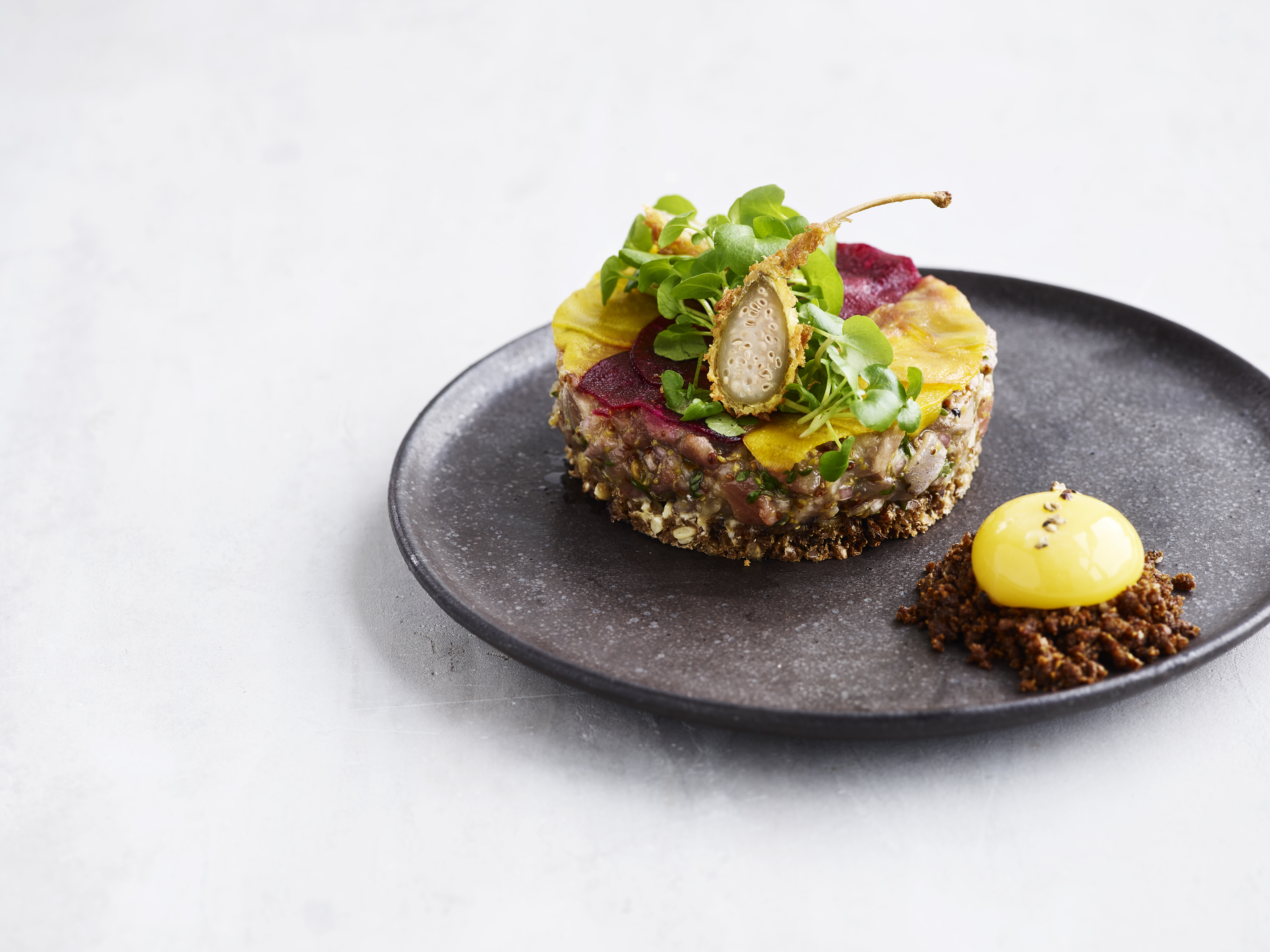 Sildetatar med friterede kapers