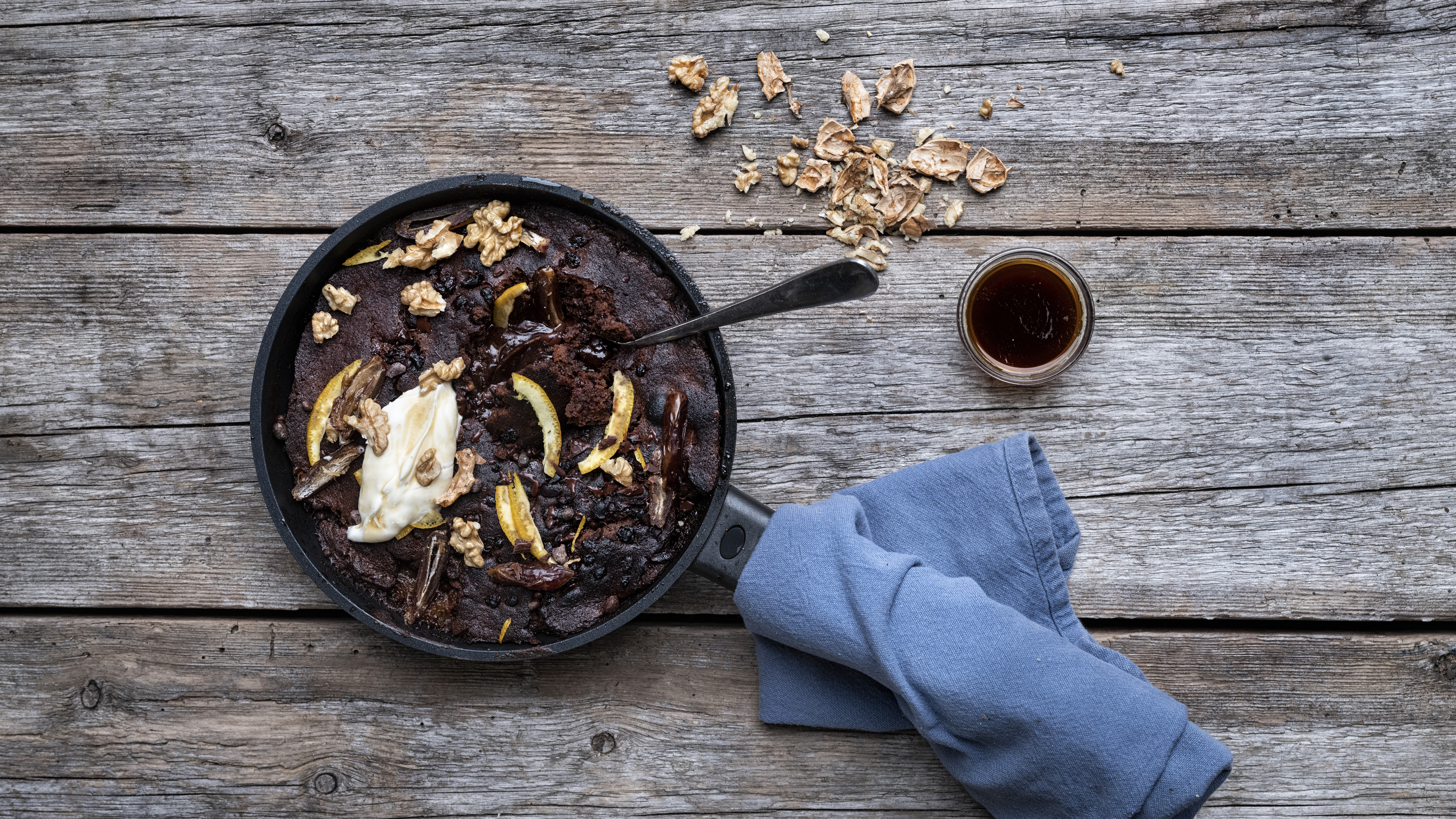 Nem chokoladekage med karamel