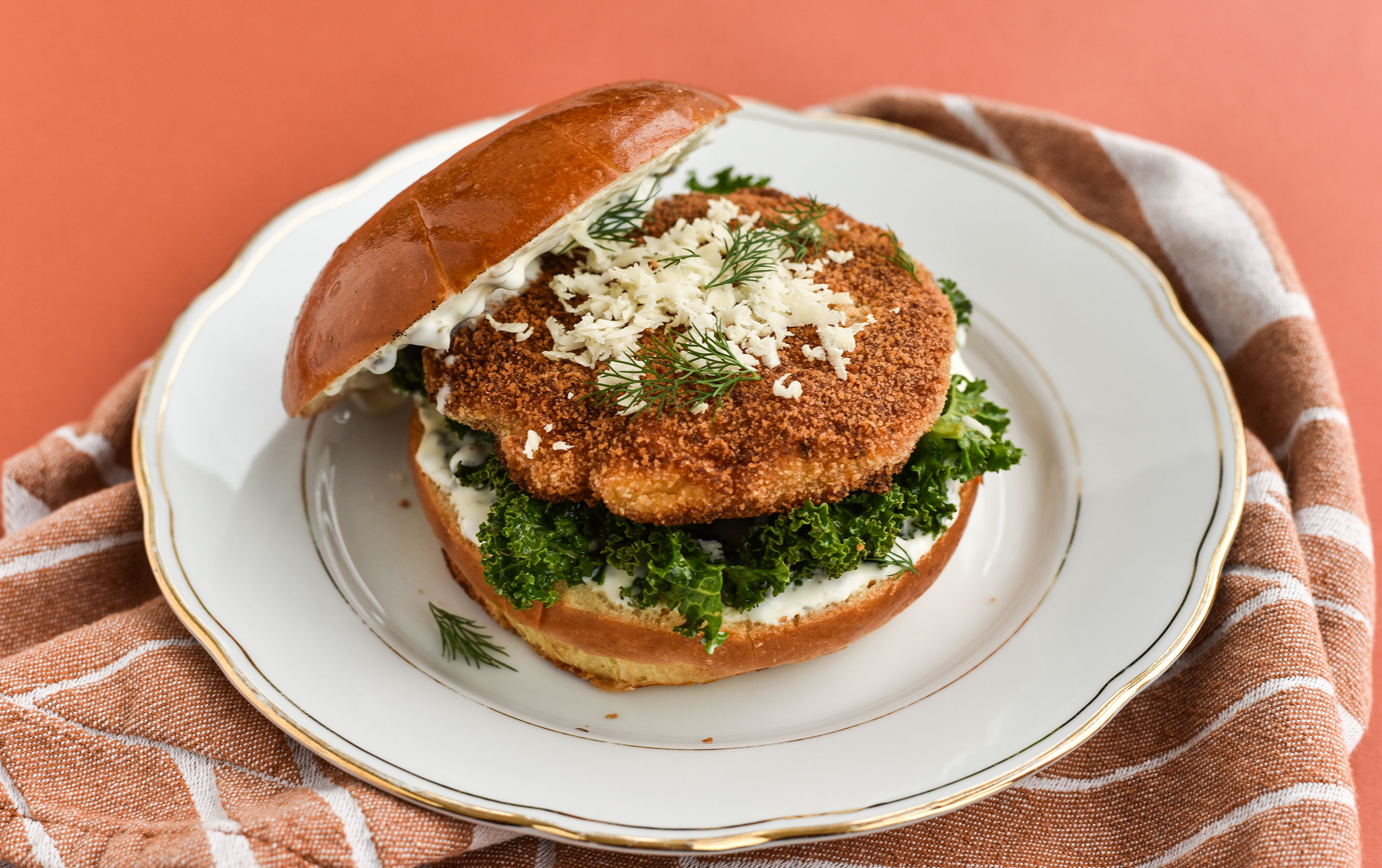 Fiskeburger med tatarsauce