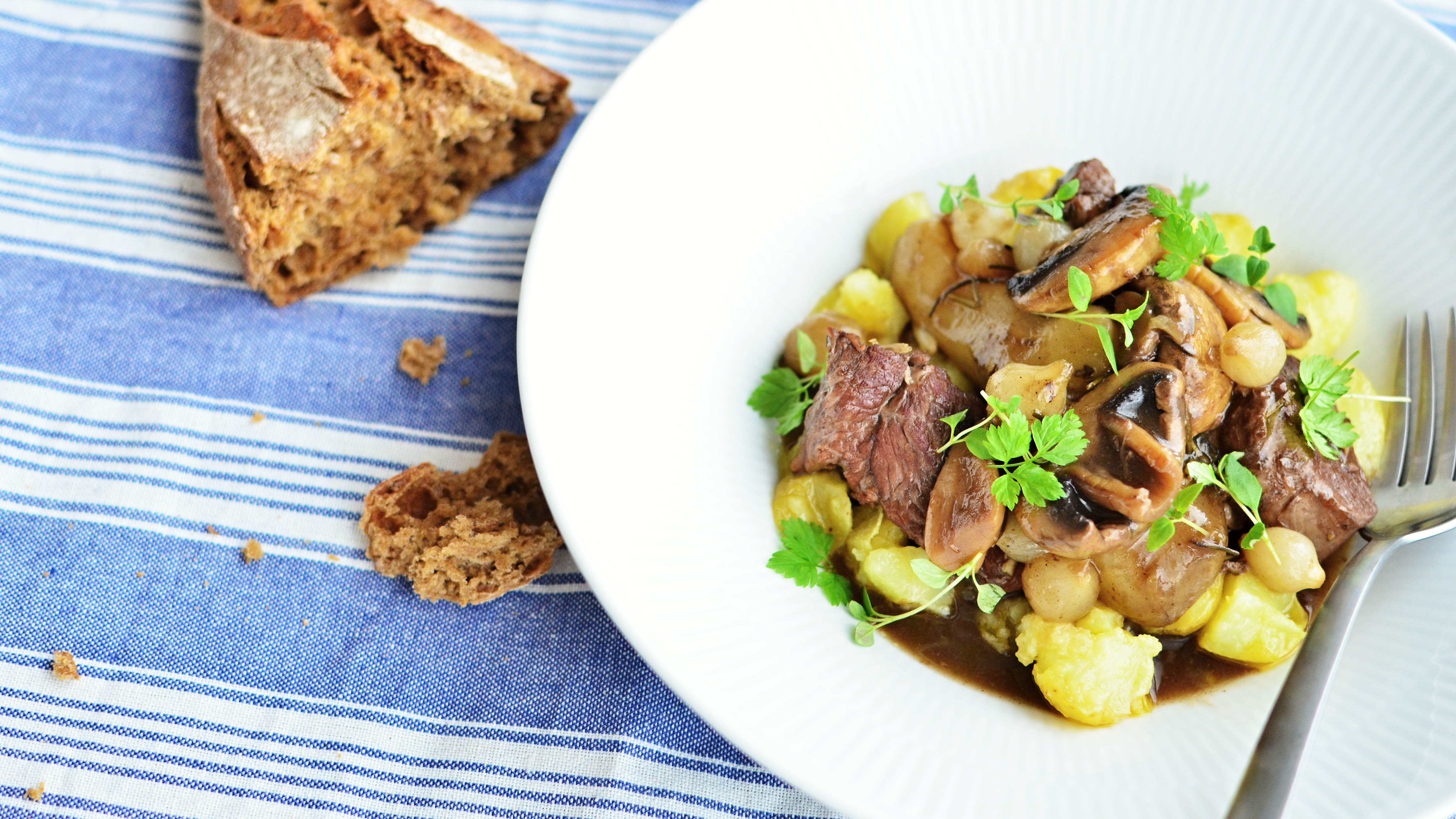 Kalvegryde med svampe og perleløg