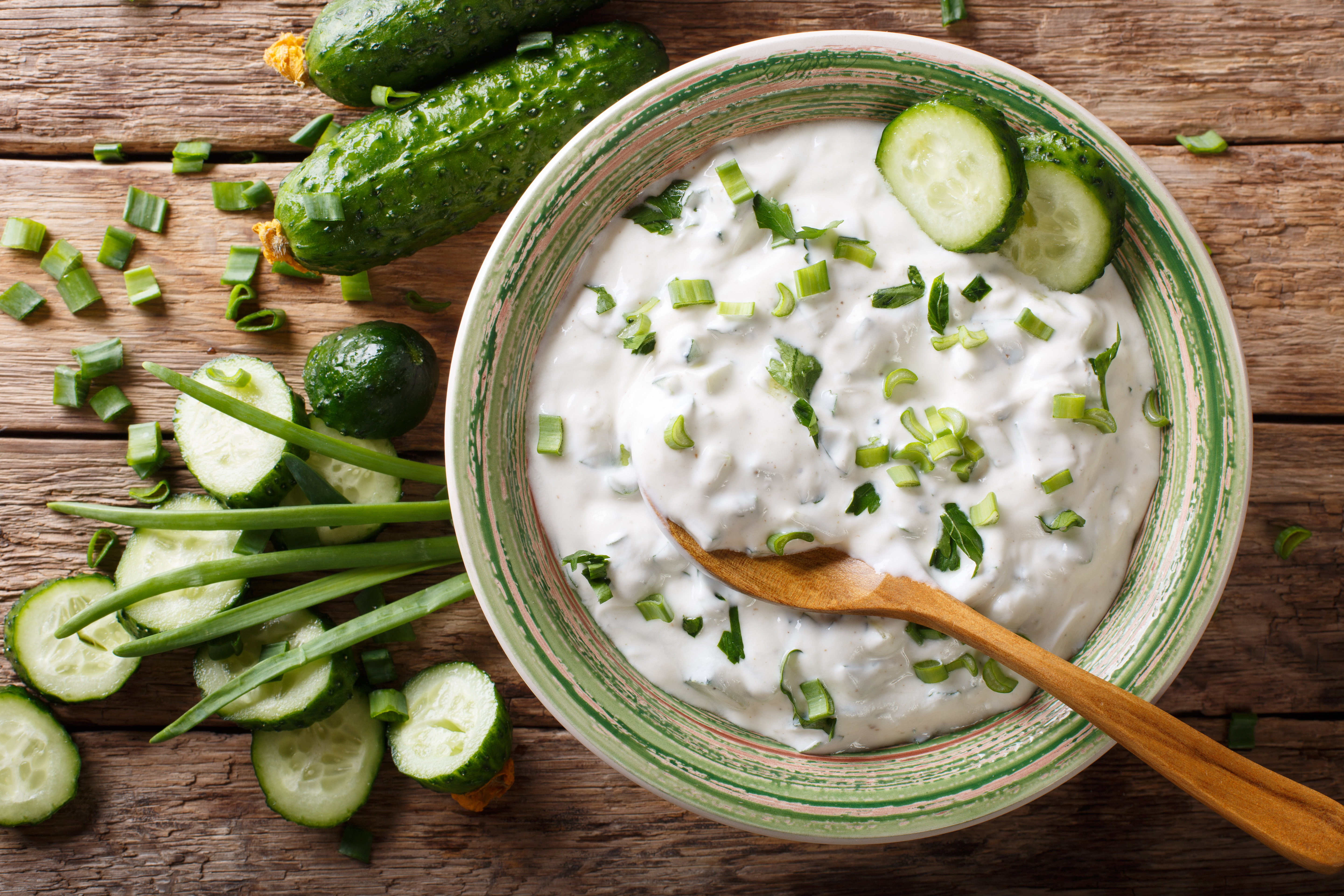 Raita med spidskommen og ingefær