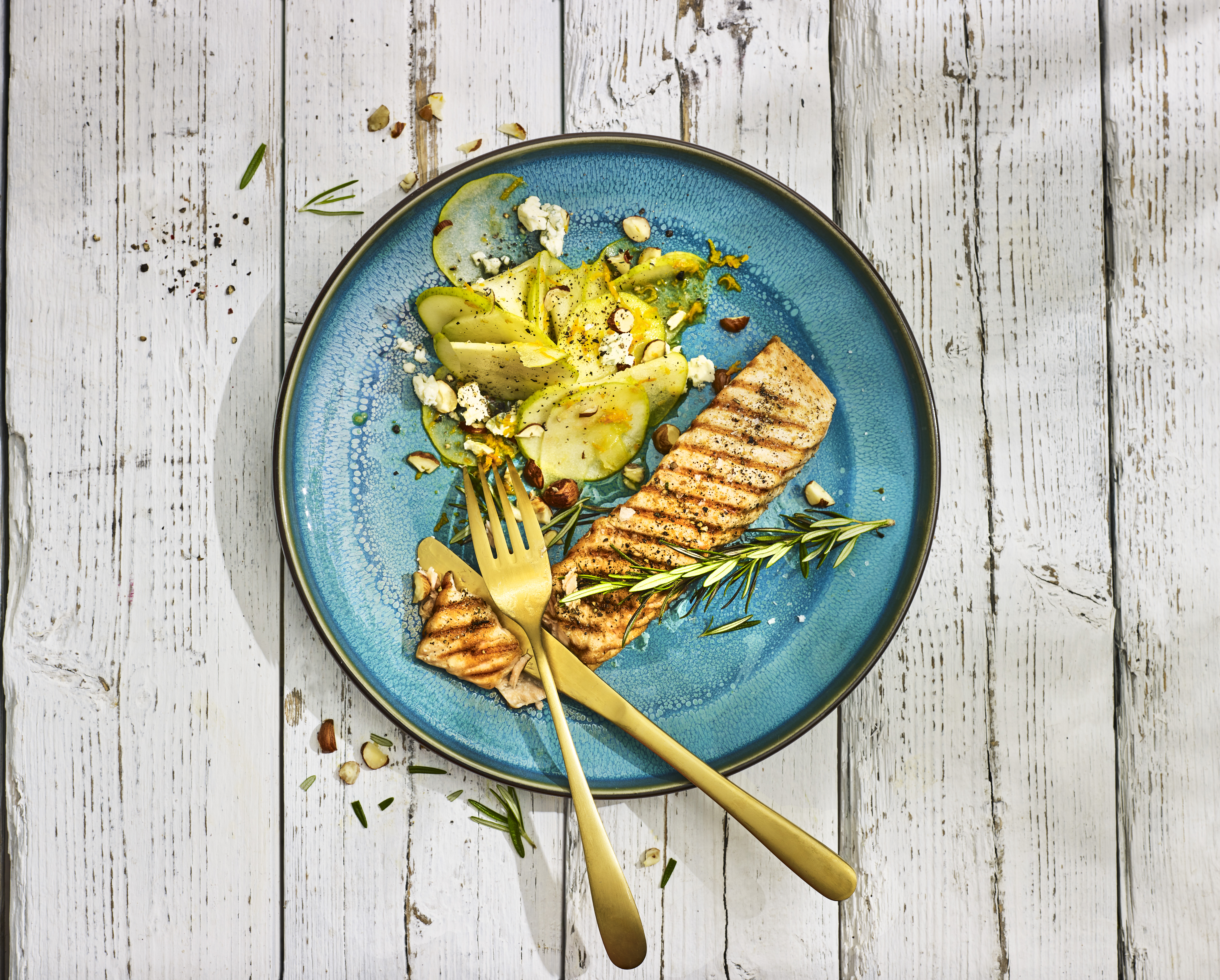 Grillet laks med sommersalat