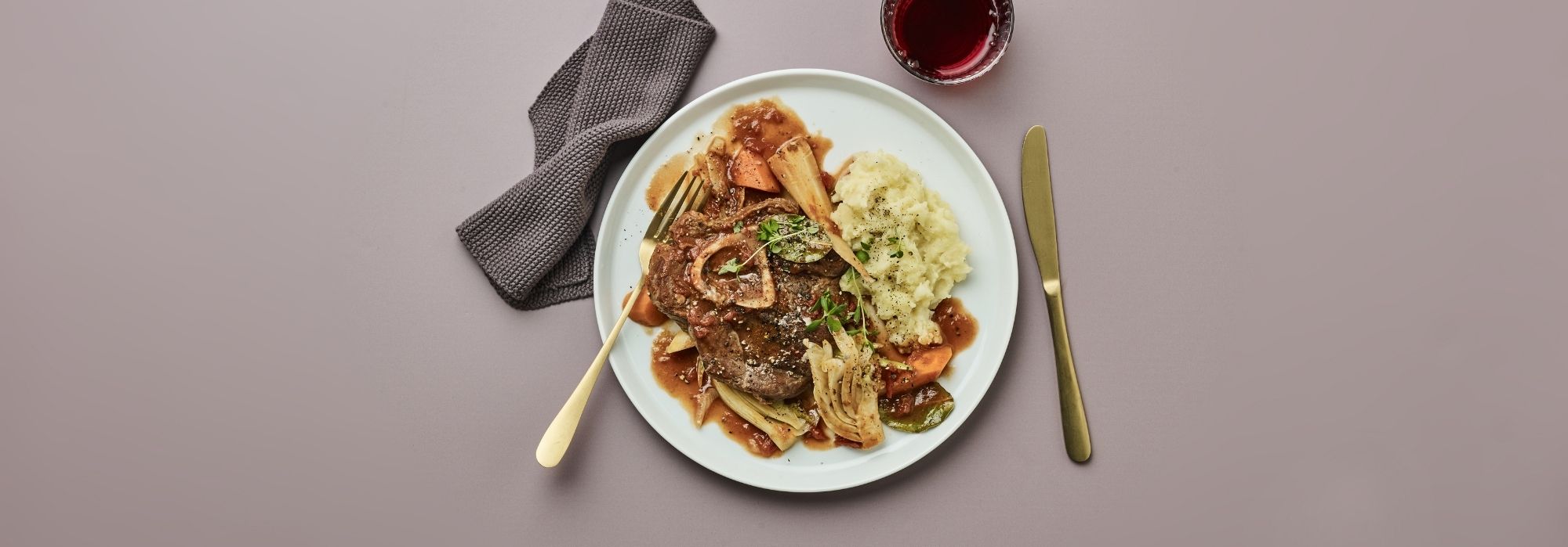 Ossobuco med rodfrugtmos