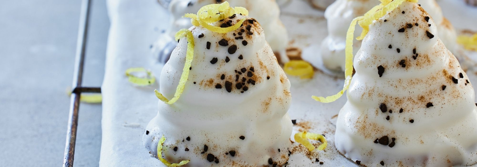 Flødeboller med havtorn, citron og lakrids