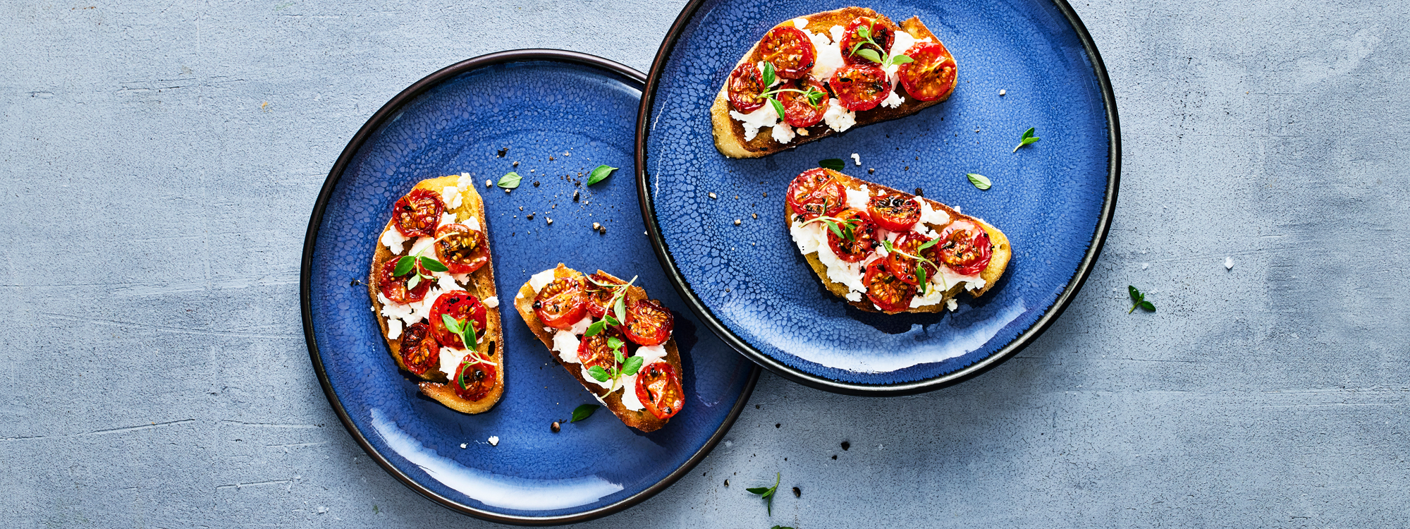 Bruschetta med semi-tørrede tomater og mozzarella