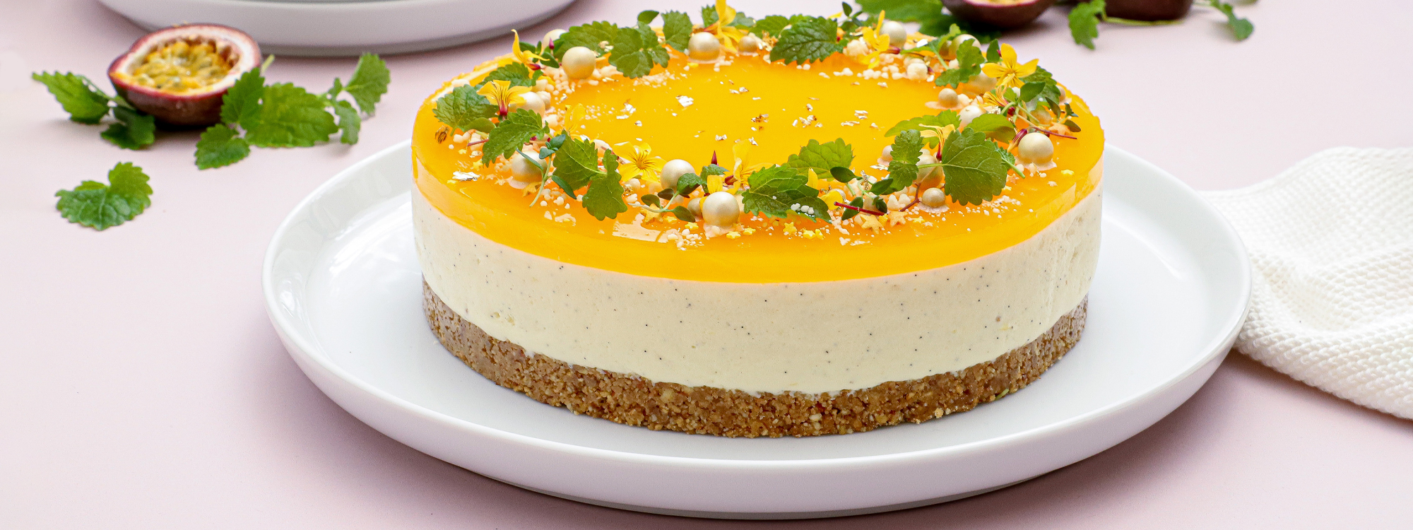 Cheesecake med hvid chokolade og passionsfrugt