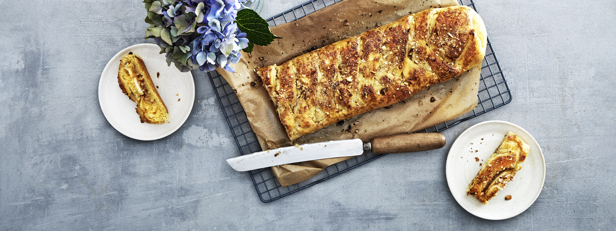 Kringle med marcipan og æbler