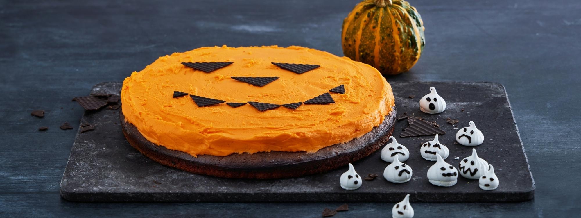 Halloweenkage med smørcreme