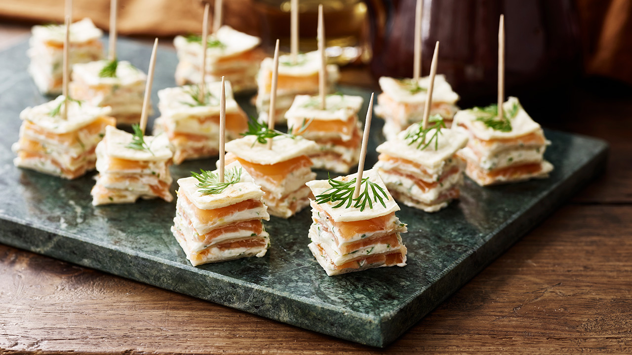 Laks, tortilla og flødeost