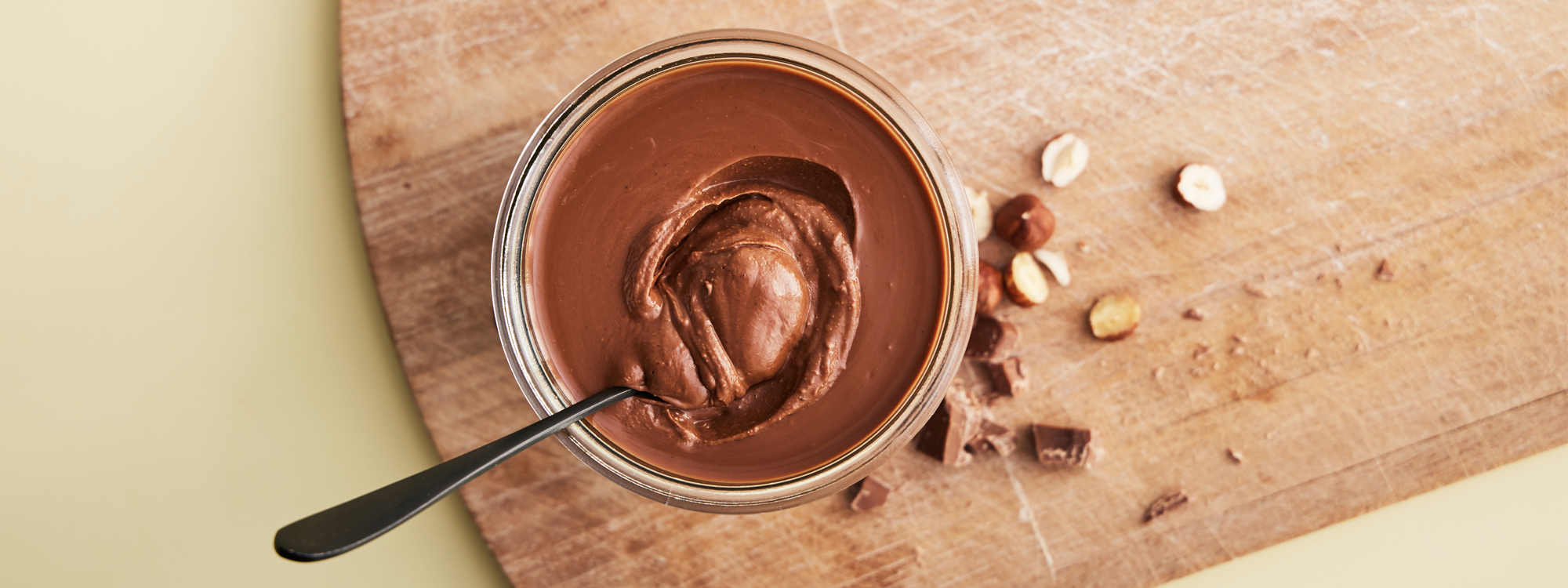 Nøddecreme med chokolade